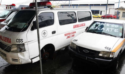 CSS continuar con mediad de alquiler de 97 ambulancias