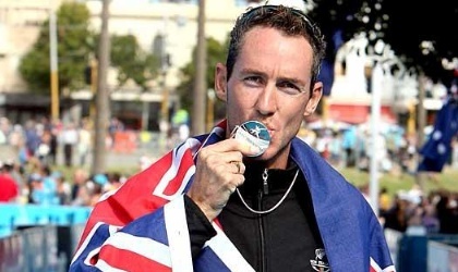 Docherty gan� el Ironman 70.3, Lance fue segundo y Carolina Demetiev gana en su categor�a