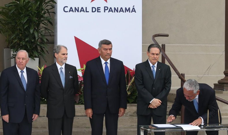 Ricaurte Catn Vsquez toma posesin como nuevo administrador del Canal de Panam