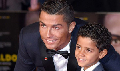 Cristiano Ronaldo y su hijo disfrutan al ritmo de Mi Gente de J. Balvin