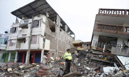 Nmero de vctimas fatales tras sismo de Ecuador ya asciende a 350