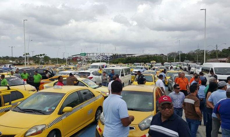 Fuerte enfrentamiento entro dos piqueras de taxis en Gonzalillo