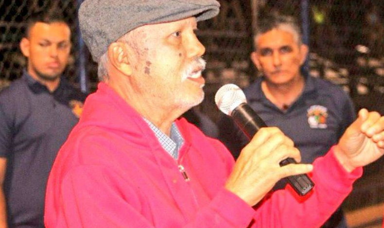 Edwin Silvera, cantante y compositor panameo fallece a 68 aos