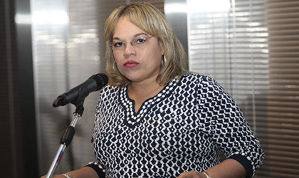 Idalia Martnez acusa al presidente Valera de su renuncia