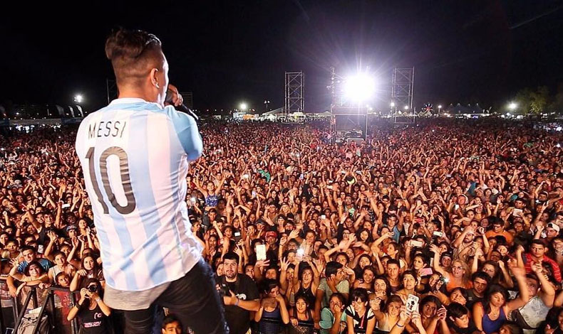 Joey Montana arrasando en Argentina