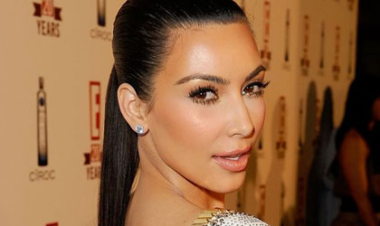 Criticaron a Kim Kardashian por una foto donde se puede ver el cambio en su tono de piel