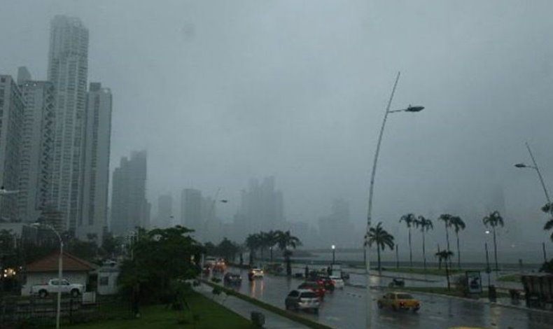 Etesa Advierte por fuertes lluvias y vientos en las prximas horas