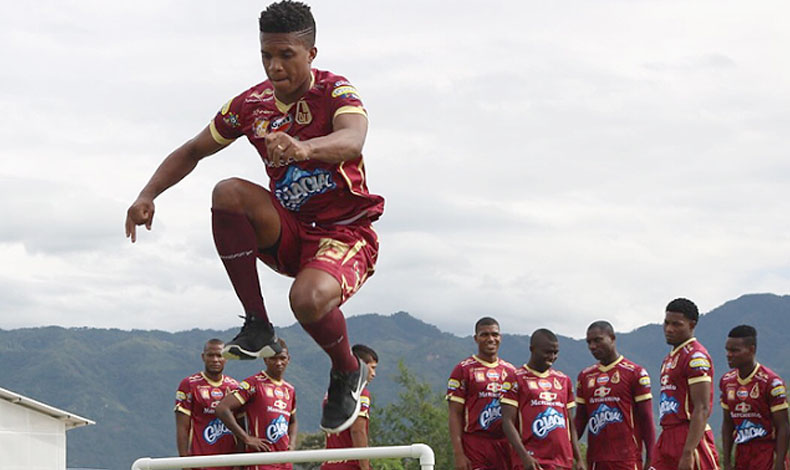Panameo Ovalle realiza entrenamientos con el Tolima