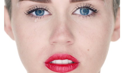 Miley Cyrus bate rcord en youtube con Wrecking Ball