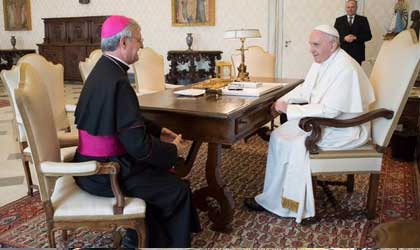 El Nuncio Apostlico de Panam fue recibido por el Papa Francisco