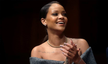 Rihanna recibe reconocimiento de Harvard