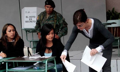 Simulacro de votacin en Ecuador