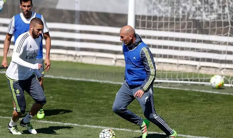 Zidane contento por la renovacin de su contrato con el Real Madrid
