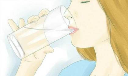Tomar agua tibia es ms beneficioso que tomarla fra