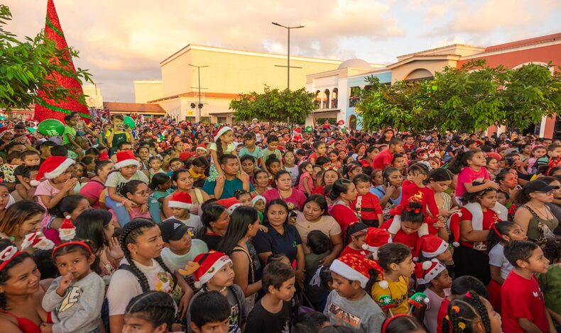 Arraijn Town Center encendi una mgica navidad en Panam Oeste