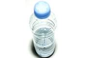 El Gobierno regala agua en botella