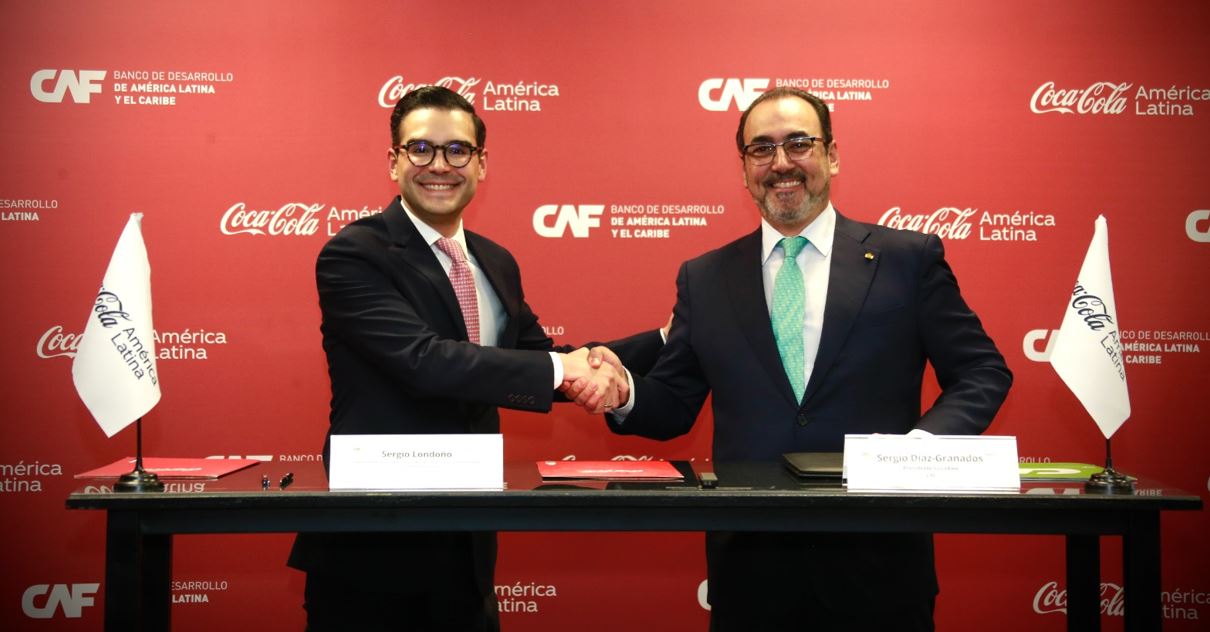 CAF y Coca-Cola firman acuerdo para impulsar el desarrollo sostenible de Amrica Latina y el Caribe