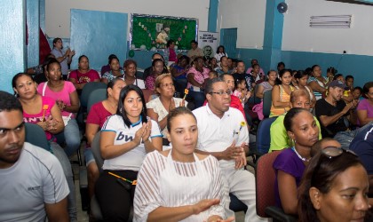 Crece escuela para padres en El Chorrillo y San Felipe