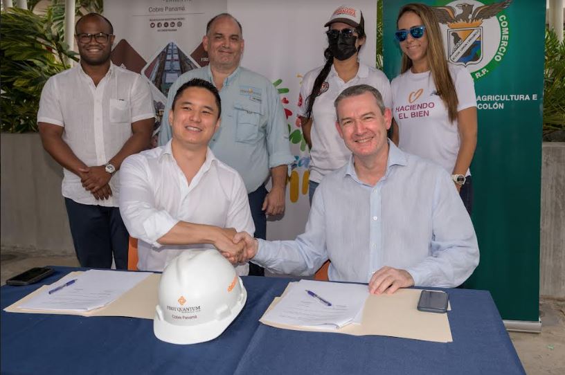 Cobre Panam y Cmara de Comercio de Coln unen esfuerzos en el Da de las Buenas Acciones
