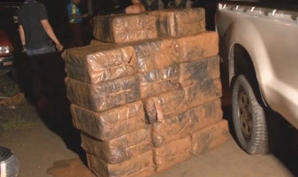 Decomisan paquetes de supuesta droga en Los Santos