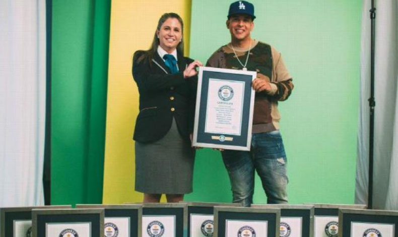 Daddy Yankee recibe 10 rcord Guinness