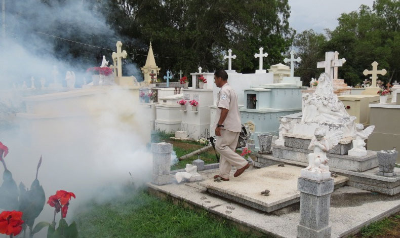 Casos de Dengue en Los Santos y Oc