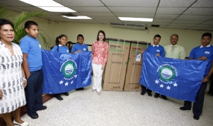 Programa Bandera Azul Ecolgica premia a protectores del medio ambiente
