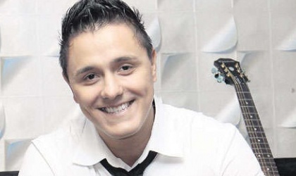 Predikador une a Joey Montana con disquera de Don Omar