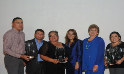 Fundaci�n Eleta y CELAP  entregan premio de periodismo Fernando Eleta Casanovas