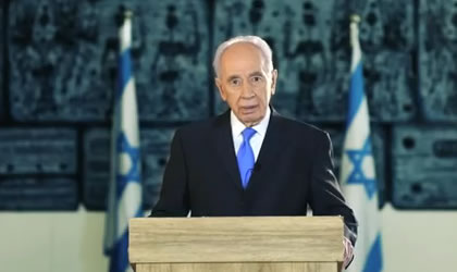 A los 88 a�os, Presidente de Israel, Shimon Peres, abri�  su p�gina de facebook