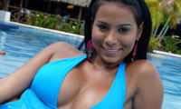 Te presentamos la nueva estrella de los videos musicales: Jenniffer Rodas
