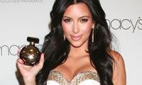 Kim Kardashian presenta su nueva fragancia