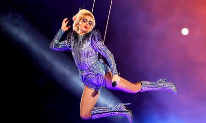 Lady Gaga cumpli con su espectculo en el Sper Bowl