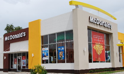 McDonald's presenta su nuevo restaurante en el rea Este de Panam