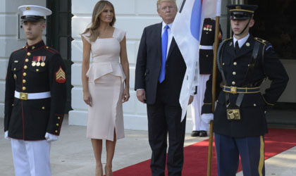 Melania Trump trae a la actualidad los vestidos pplum