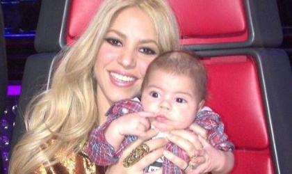 Shakira en su trabajo con Miln