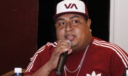 RD Maravilla canta por su Amor