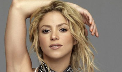 Mira la reaccin de Shakira al ver a su imitadora Shakibecca