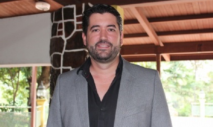 Ricardo Velsquez: Orgulloso de presentar Bolero al pblico panameo