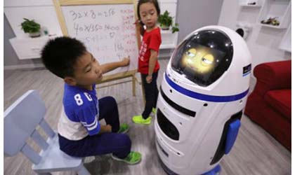 Robot chino lastima a un ser humano en festival tecnolgico