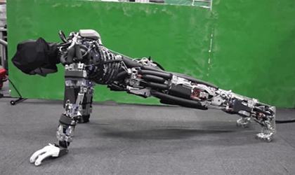 Cientficos crean un Robot que suda como un ser humano para refrigerarse