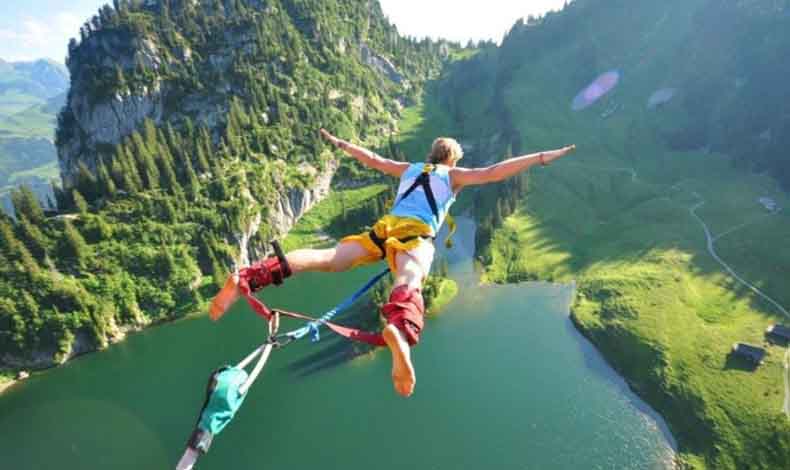 Conoces el origen del salto de bungee?