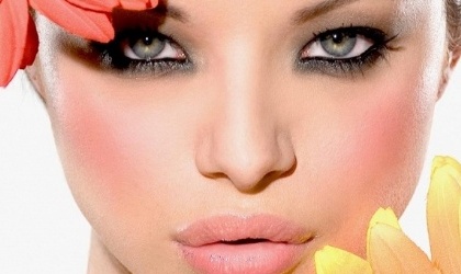 Video: Como adelgazar el rostro con maquillaje