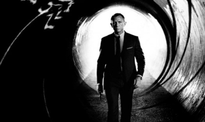 Primer pster para la entrega nmero 23 de James Bond: Skyfall