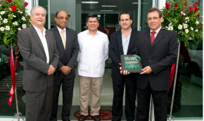 Tambor, S.A. recibe Premio Bridgestone 5 Llantas