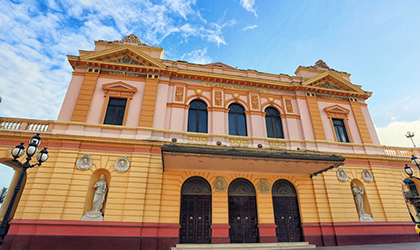 AN aprueba patronato para el Teatro Nacional y el Museo Reina Torres de Araz