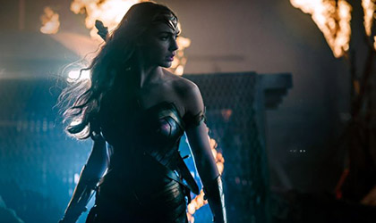 Justice League: Zach Snyder revela el look de Wonder Woman con motivo de su 75 aniversario