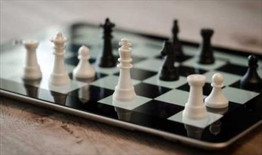 /zonadigital/aplicaciones-para-jugar-ajedrez-en-tu-smartphone/85221.html