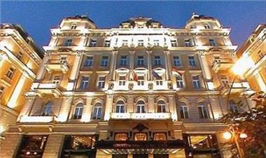 /cine/confirmacion-wes-anderson-habla-sobre-el-reparto-de-the-gran-budapest-hotel/18026.html