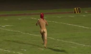 /vidasocial/video-corrio-desnudo-en-un-campo-de-futbol-americano/16451.html